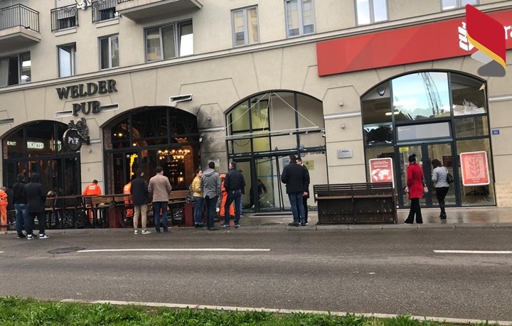 Бачен експлозив на паб: Ноћни напад у центру Подгорице